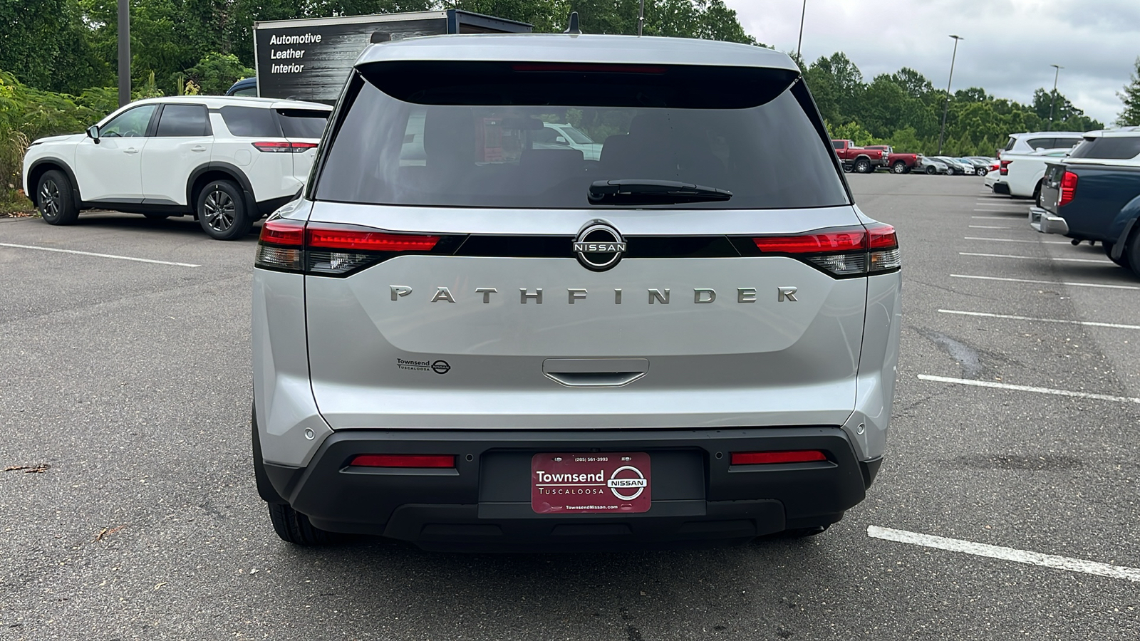 2024 Nissan Pathfinder S 7