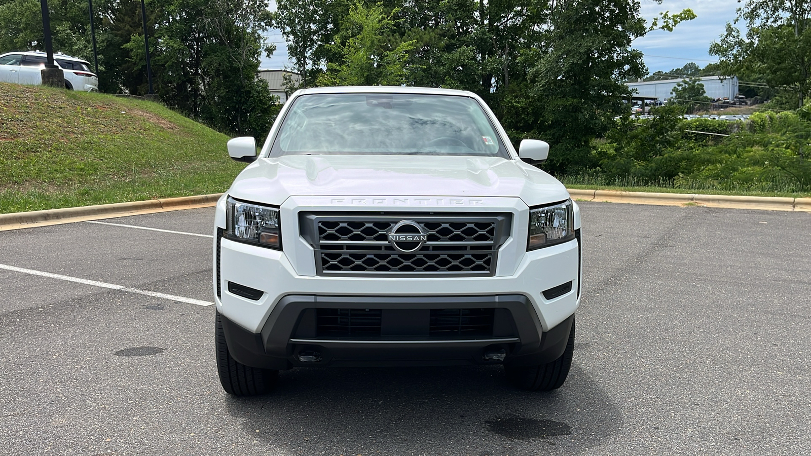 2024 Nissan Frontier SV 3