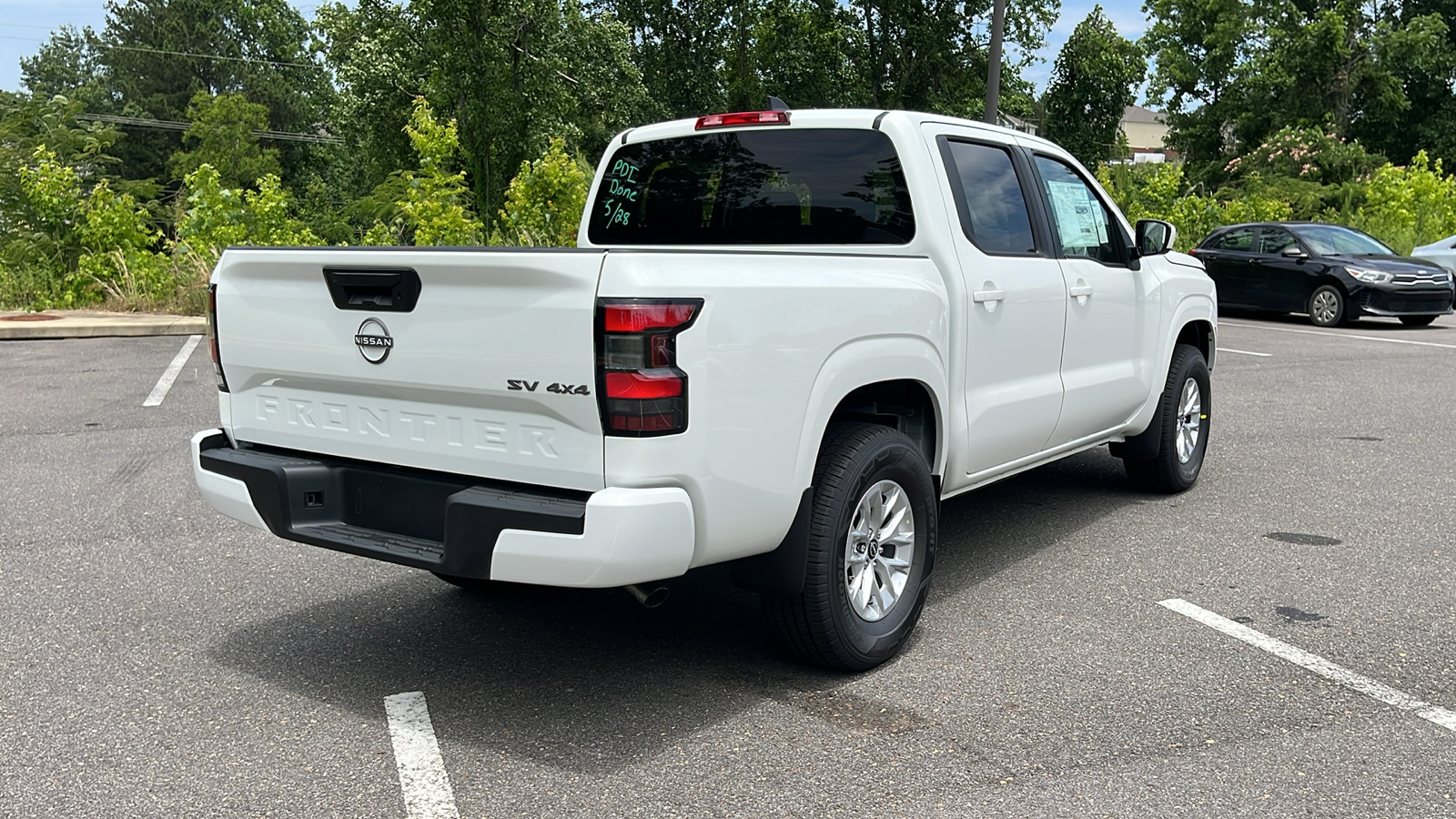 2024 Nissan Frontier SV 8