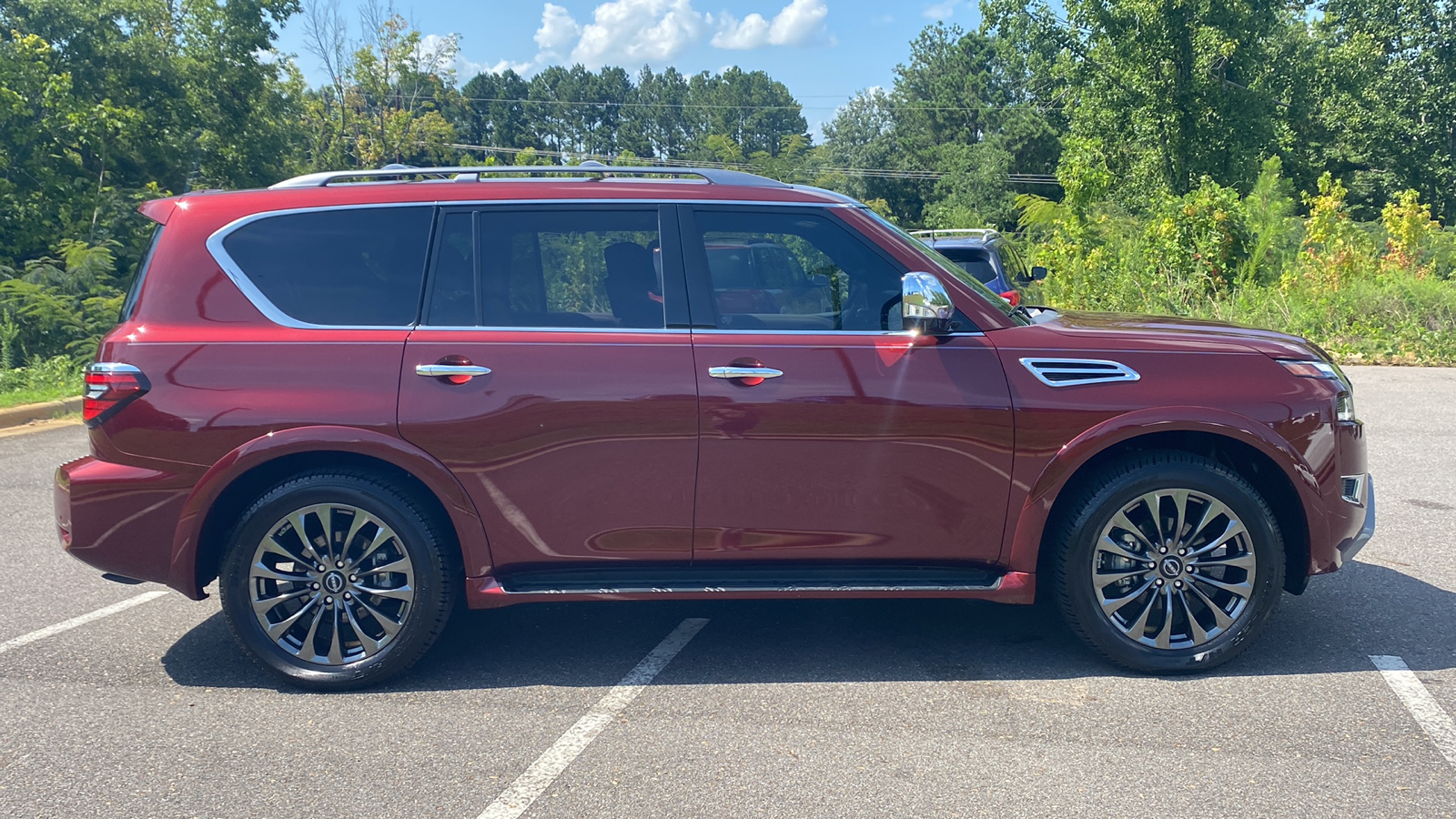 2023 Nissan Armada Platinum 9