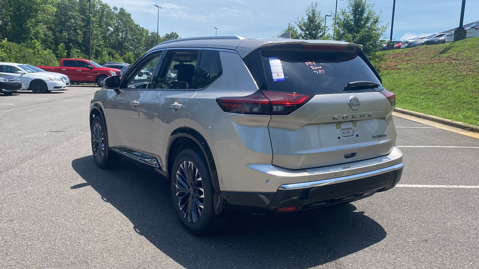 2024 Nissan Rogue Platinum 6