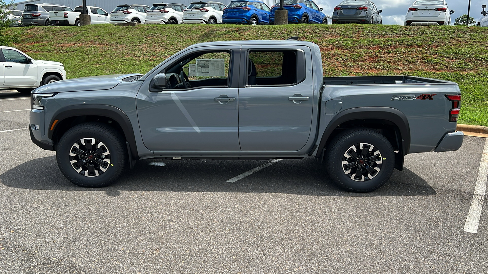 2024 Nissan Frontier PRO-4X 5