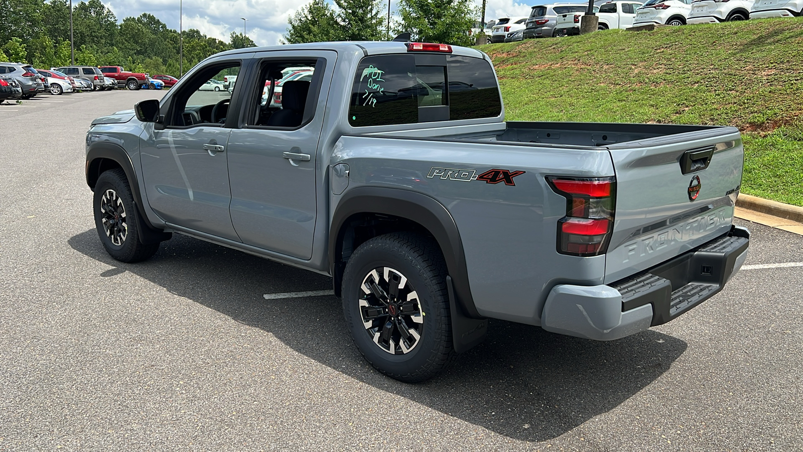 2024 Nissan Frontier PRO-4X 6