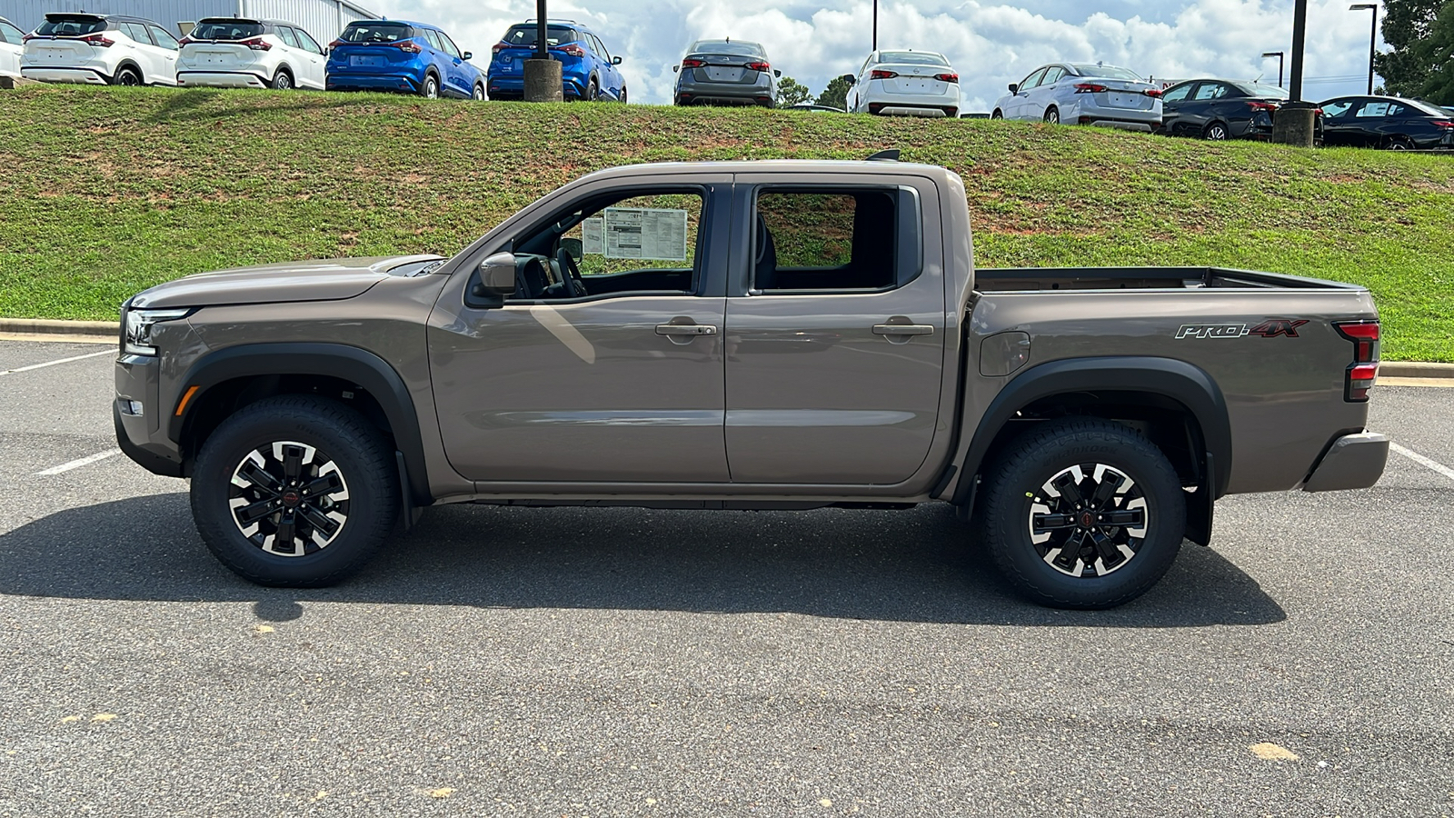 2024 Nissan Frontier PRO-4X 5