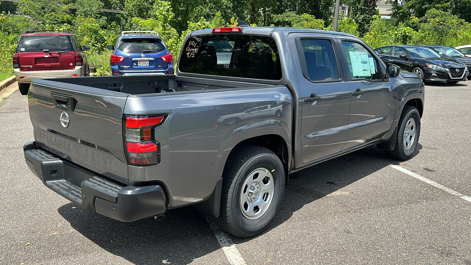 2024 Nissan Frontier S 8