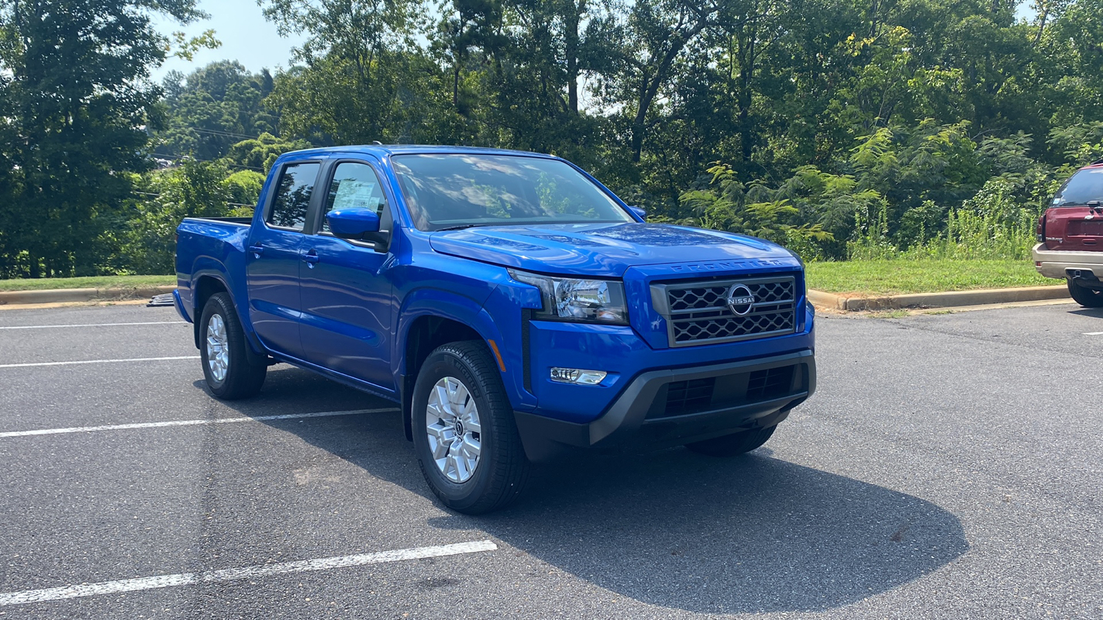 2024 Nissan Frontier SV 2