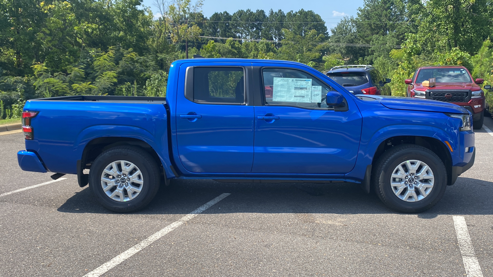 2024 Nissan Frontier SV 9