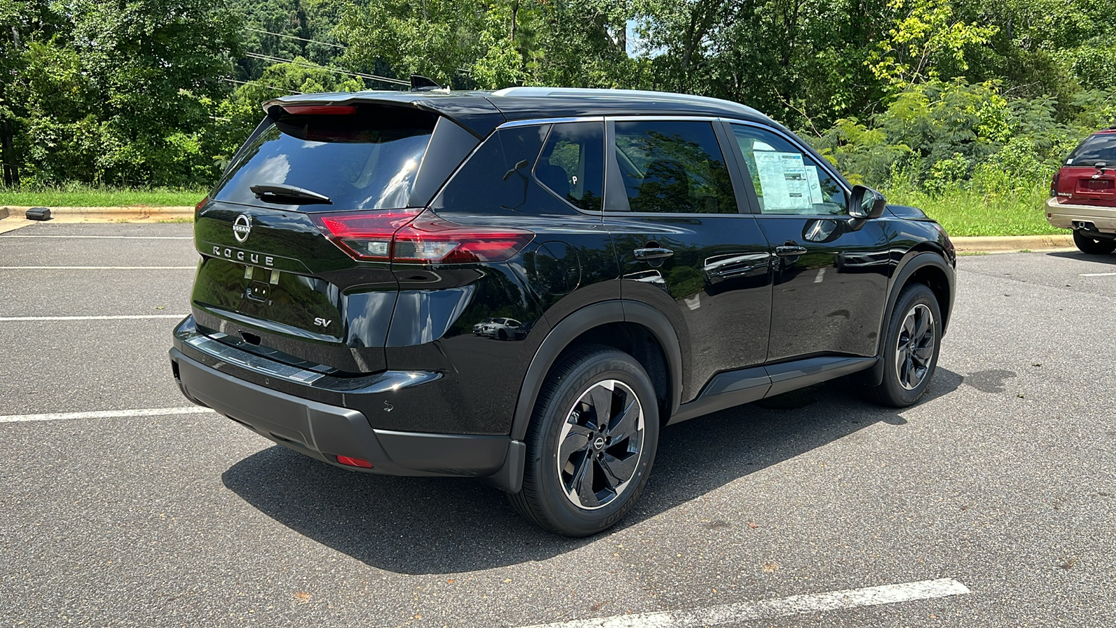 2024 Nissan Rogue SV 8