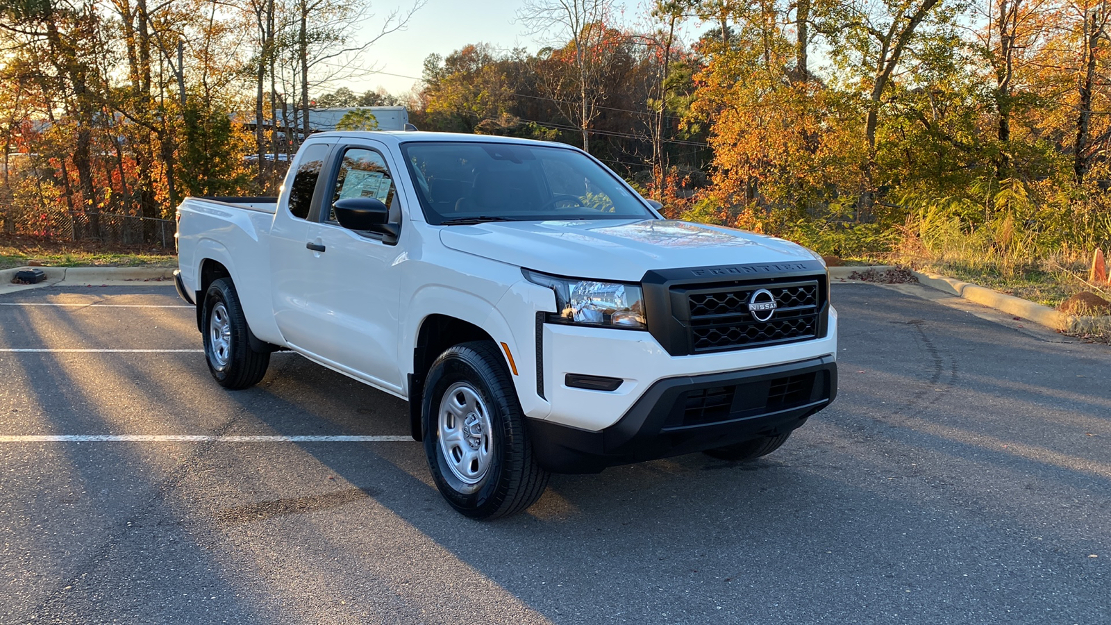 2024 Nissan Frontier S 2