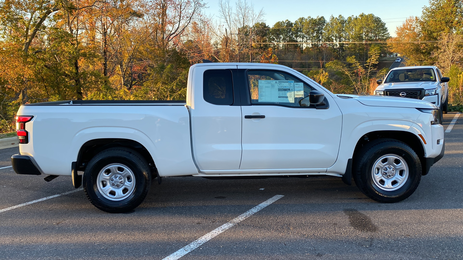 2024 Nissan Frontier S 9