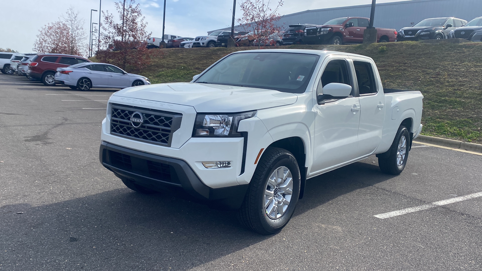 2024 Nissan Frontier SV 4