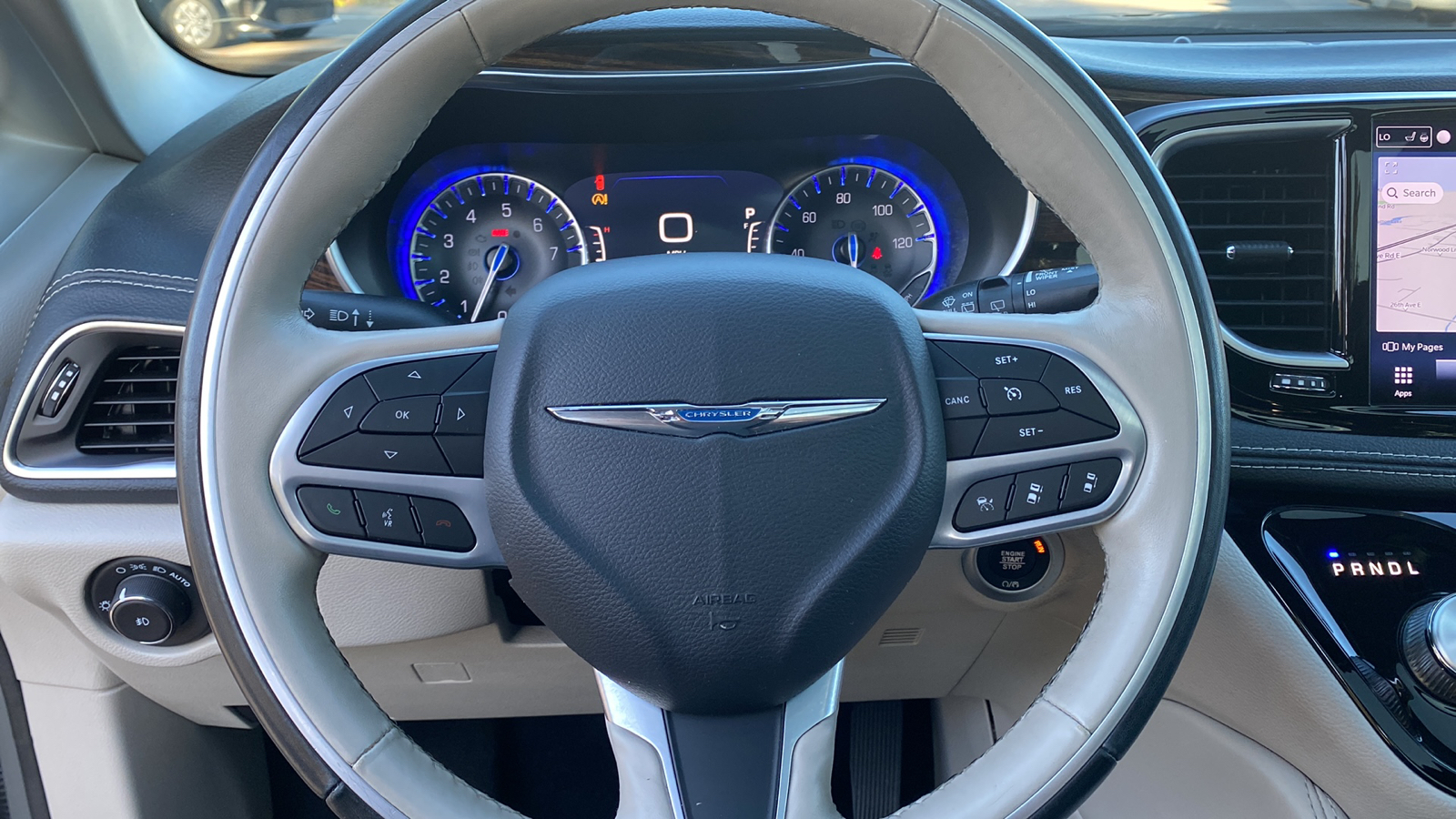 2021 Chrysler Pacifica Limited 16