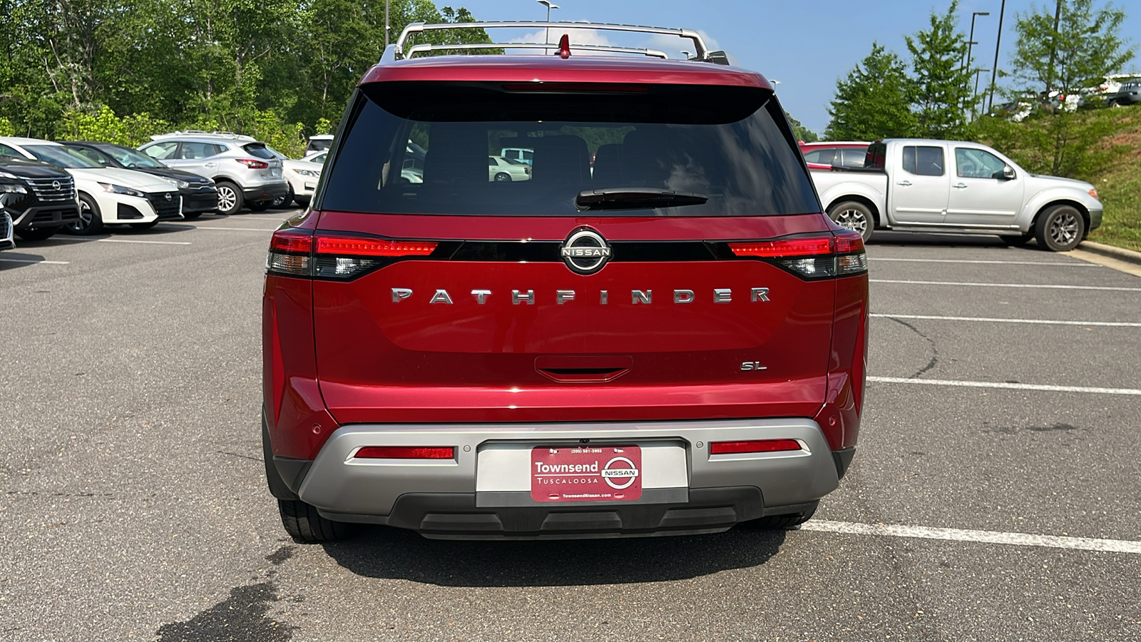 2023 Nissan Pathfinder SL 7