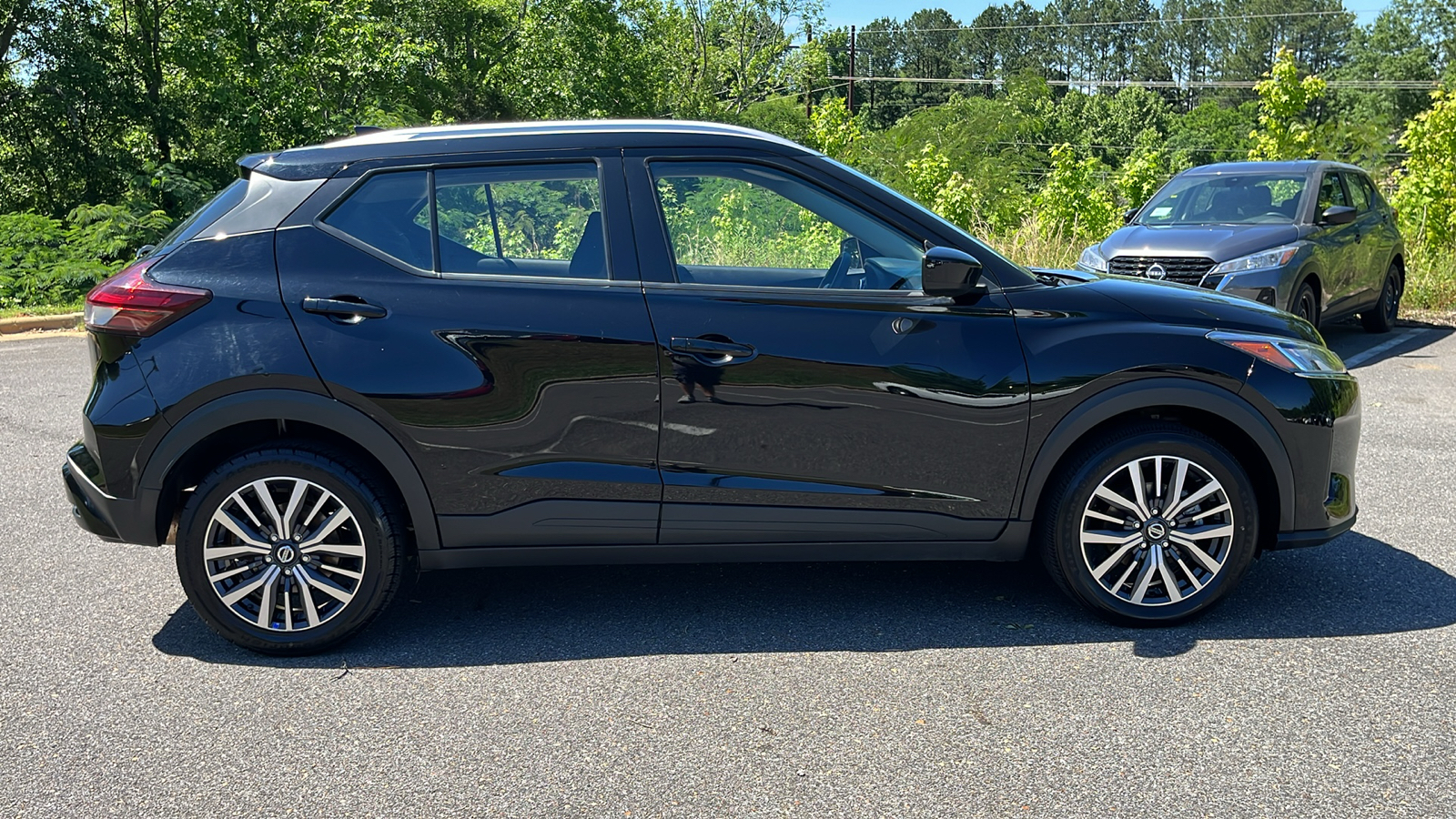 2021 Nissan Kicks SV 9