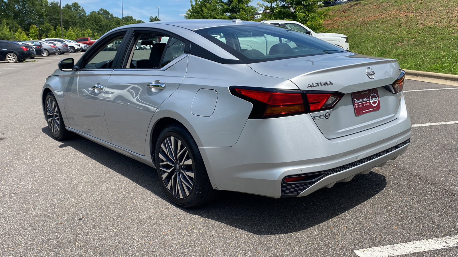 2023 Nissan Altima 2.5 SV 6