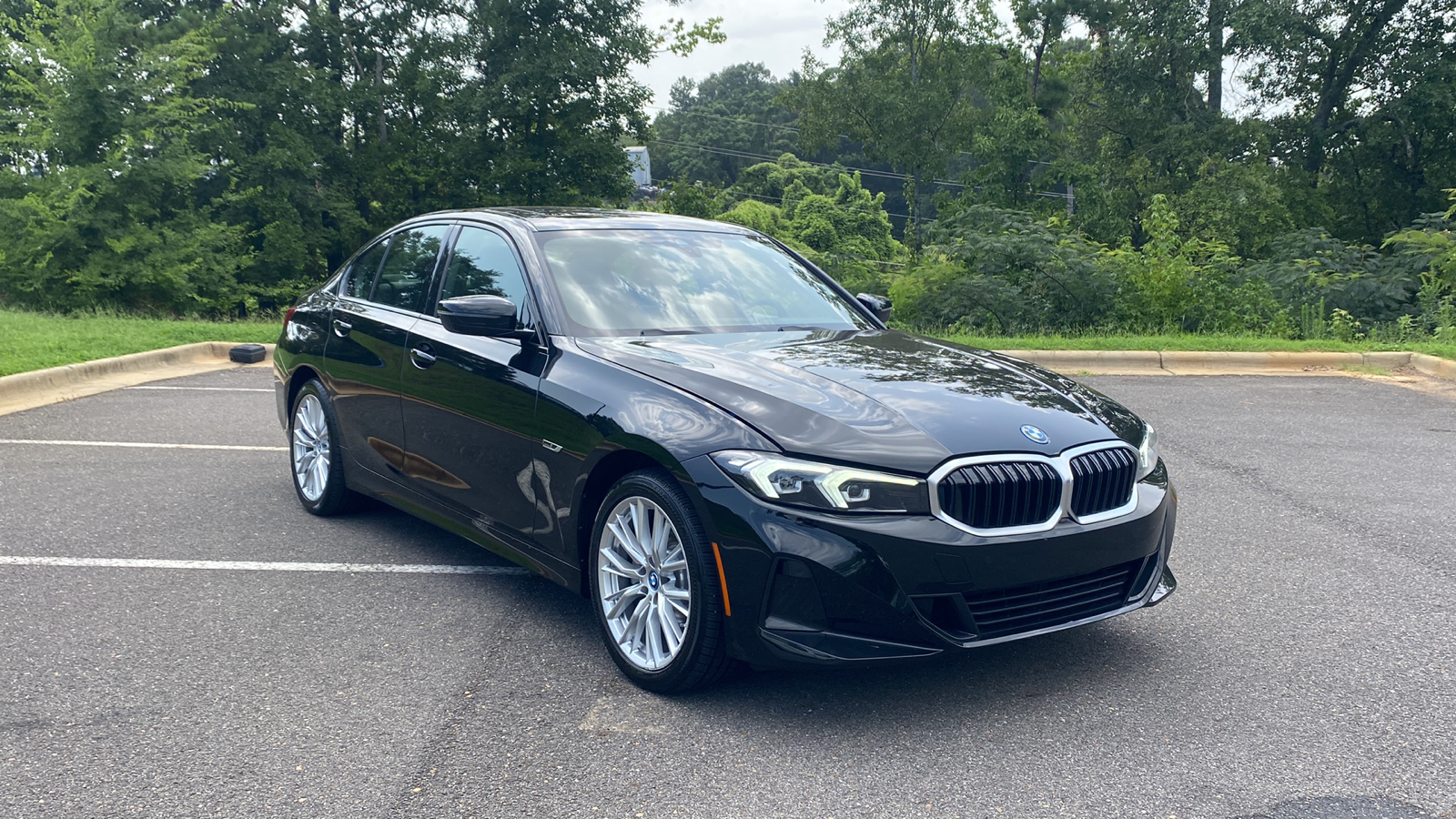 2023 BMW 3 series 330e XDrive 2