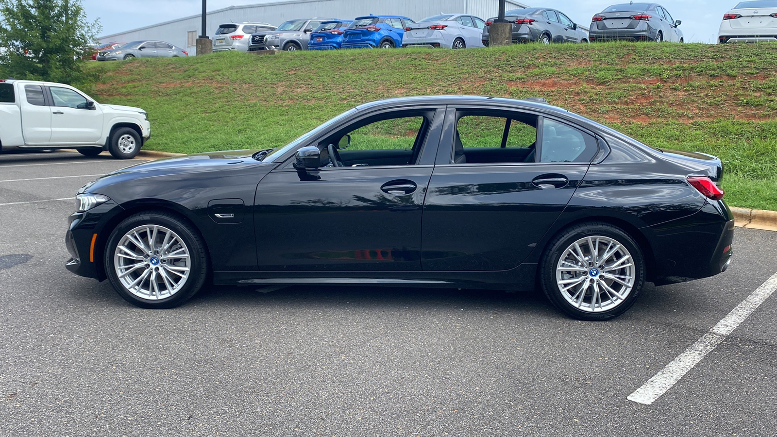 2023 BMW 3 series 330e XDrive 5