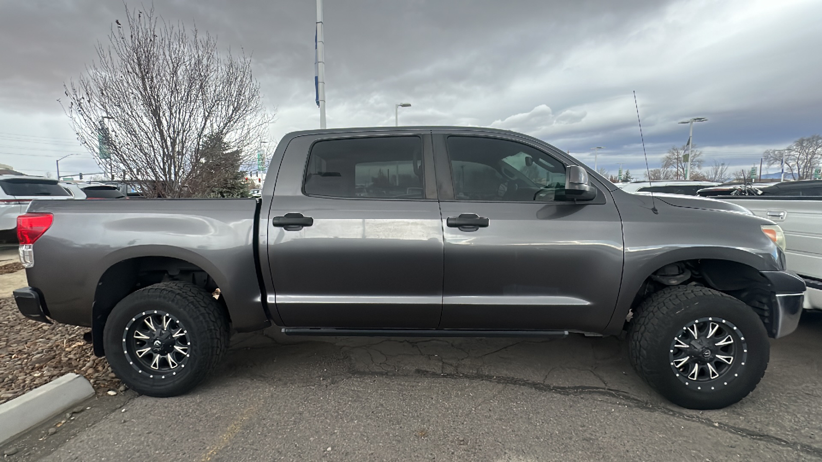 2013 Toyota Tundra Grade 7