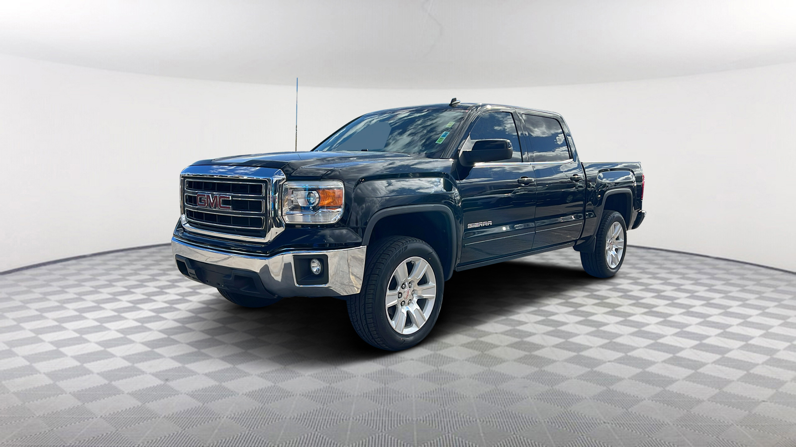 2014 GMC Sierra 1500 SLE 2WD Crew Cab 143.5 1