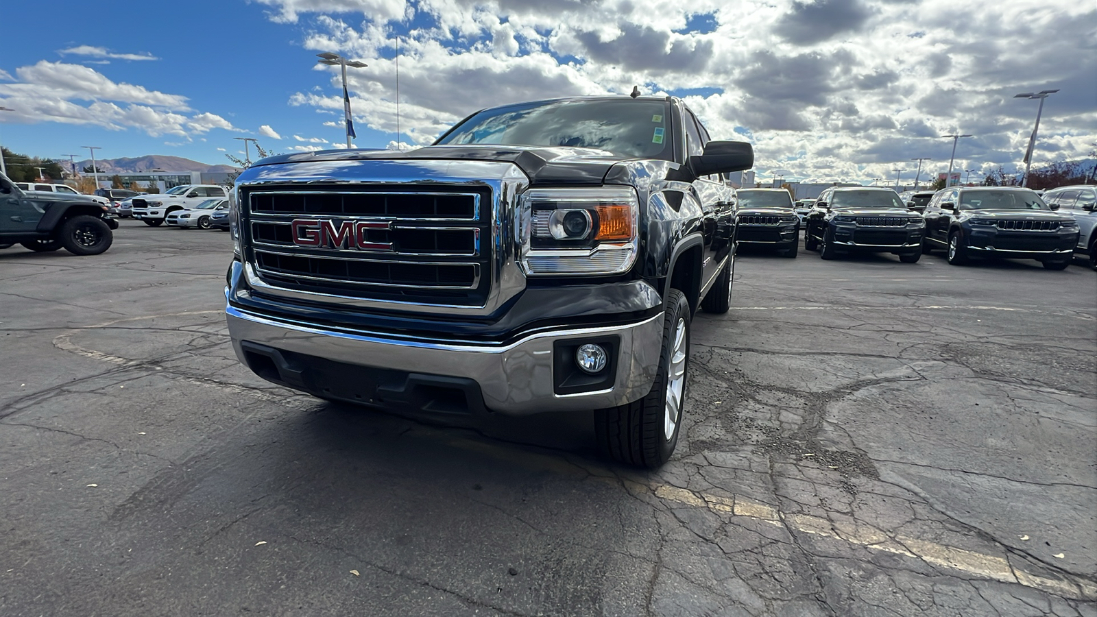 2014 GMC Sierra 1500 SLE 2WD Crew Cab 143.5 22