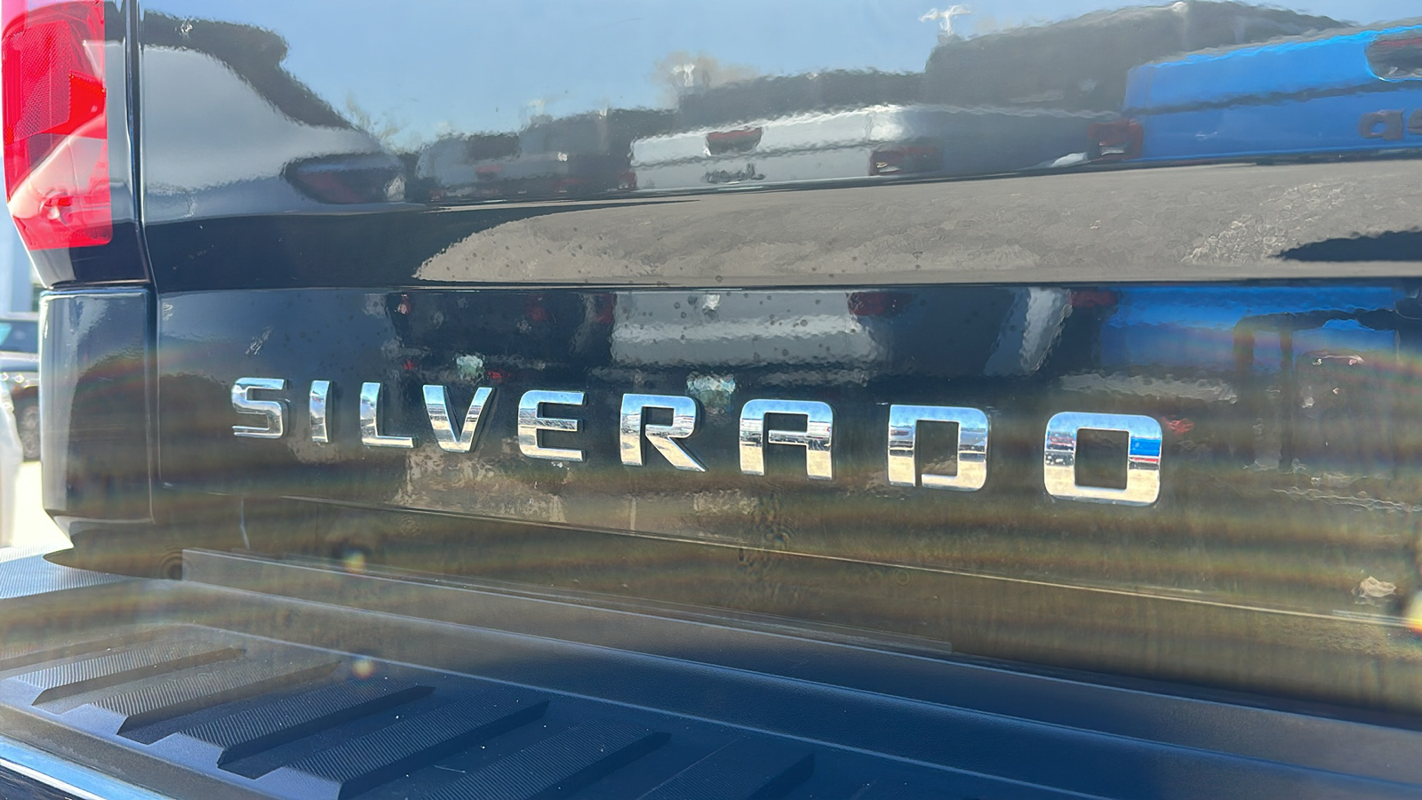 2015 Chevrolet Silverado 3500HD LTZ 4WD Crew Cab 153.7 7