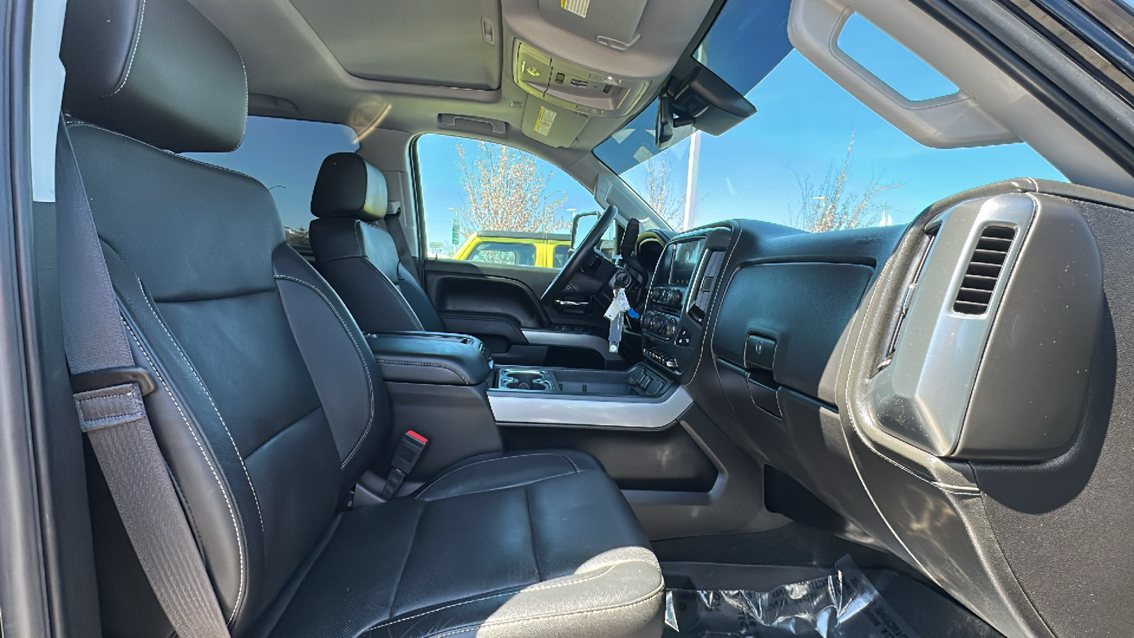 2015 Chevrolet Silverado 3500HD LTZ 4WD Crew Cab 153.7 14