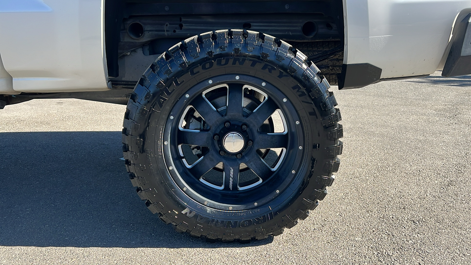 2015 Chevrolet Silverado 1500 LTZ 4WD Crew Cab 143.5 8