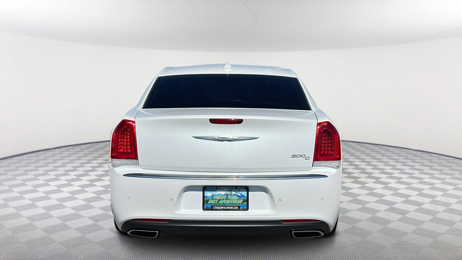 2015 Chrysler 300 300C Platinum 5