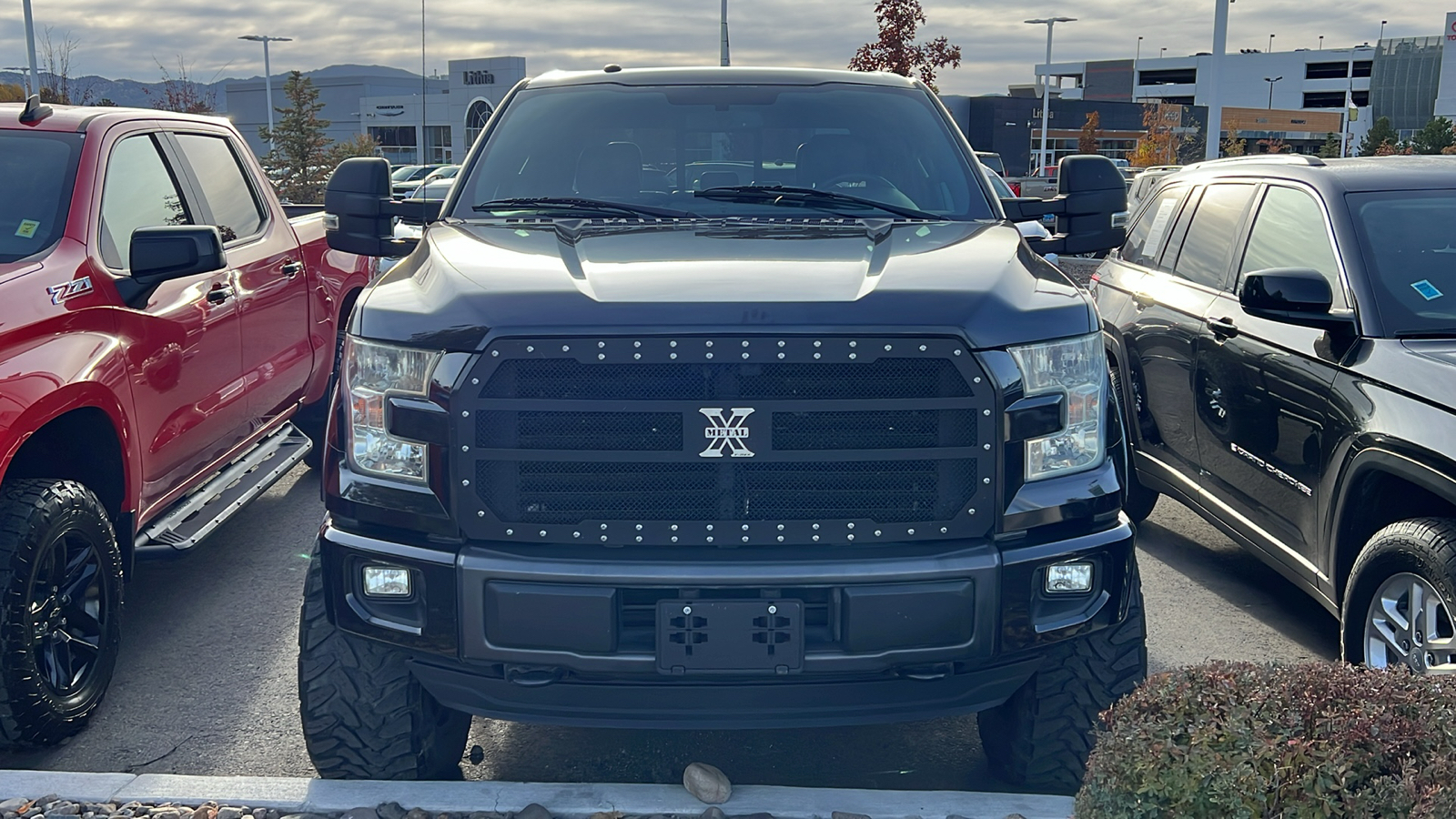 2015 Ford F-150 Lariat 4WD SuperCrew 145 2