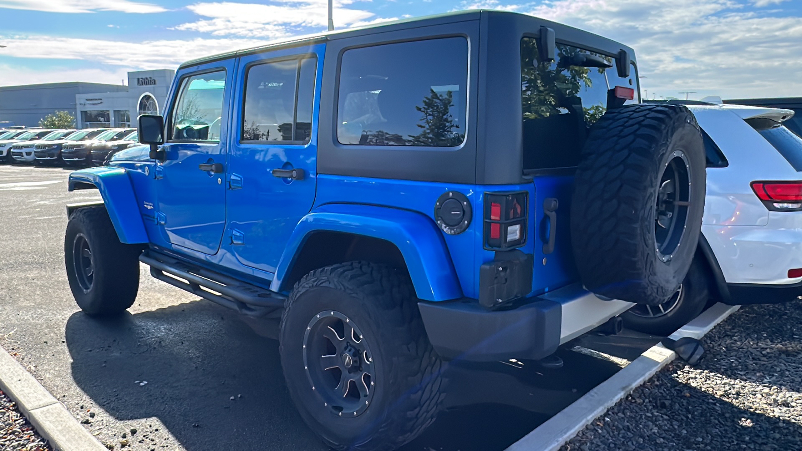 2015 Jeep Wrangler Unlimited Sahara 5