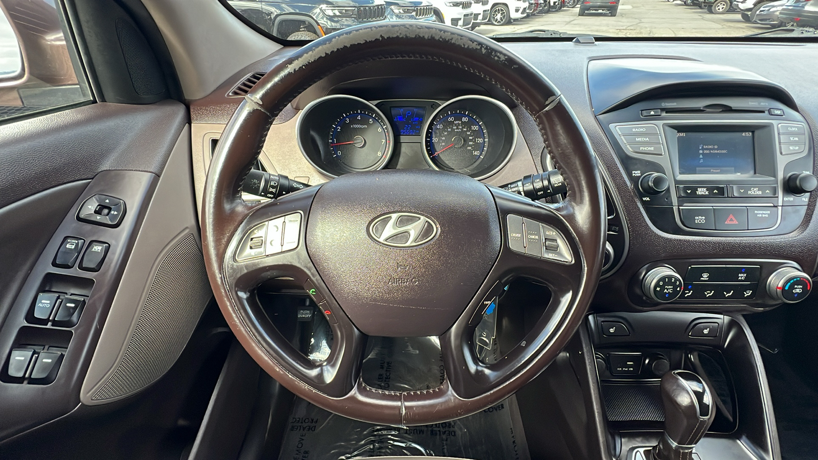2015 Hyundai Tucson SE 15