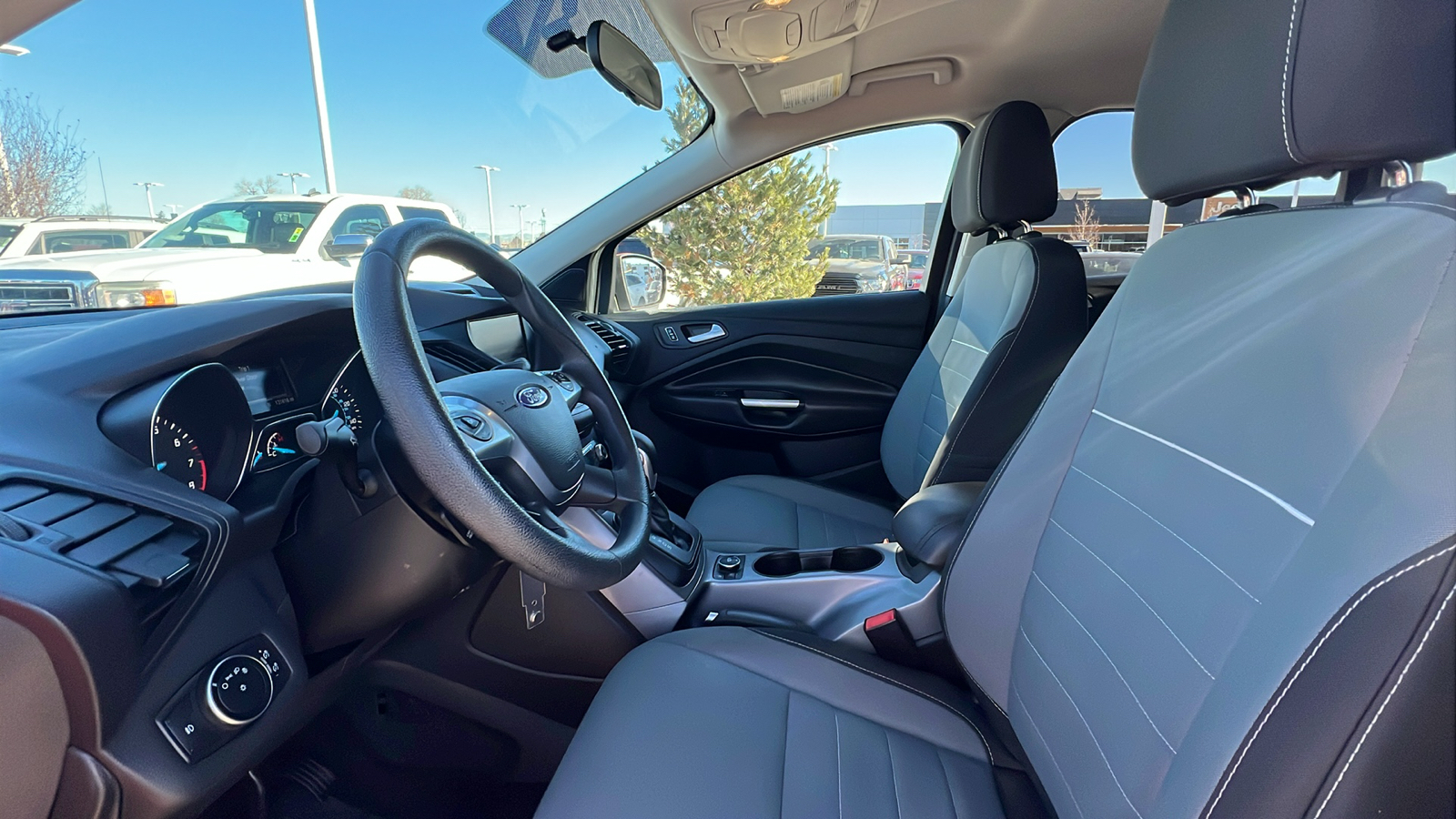 2015 Ford Escape SE 11