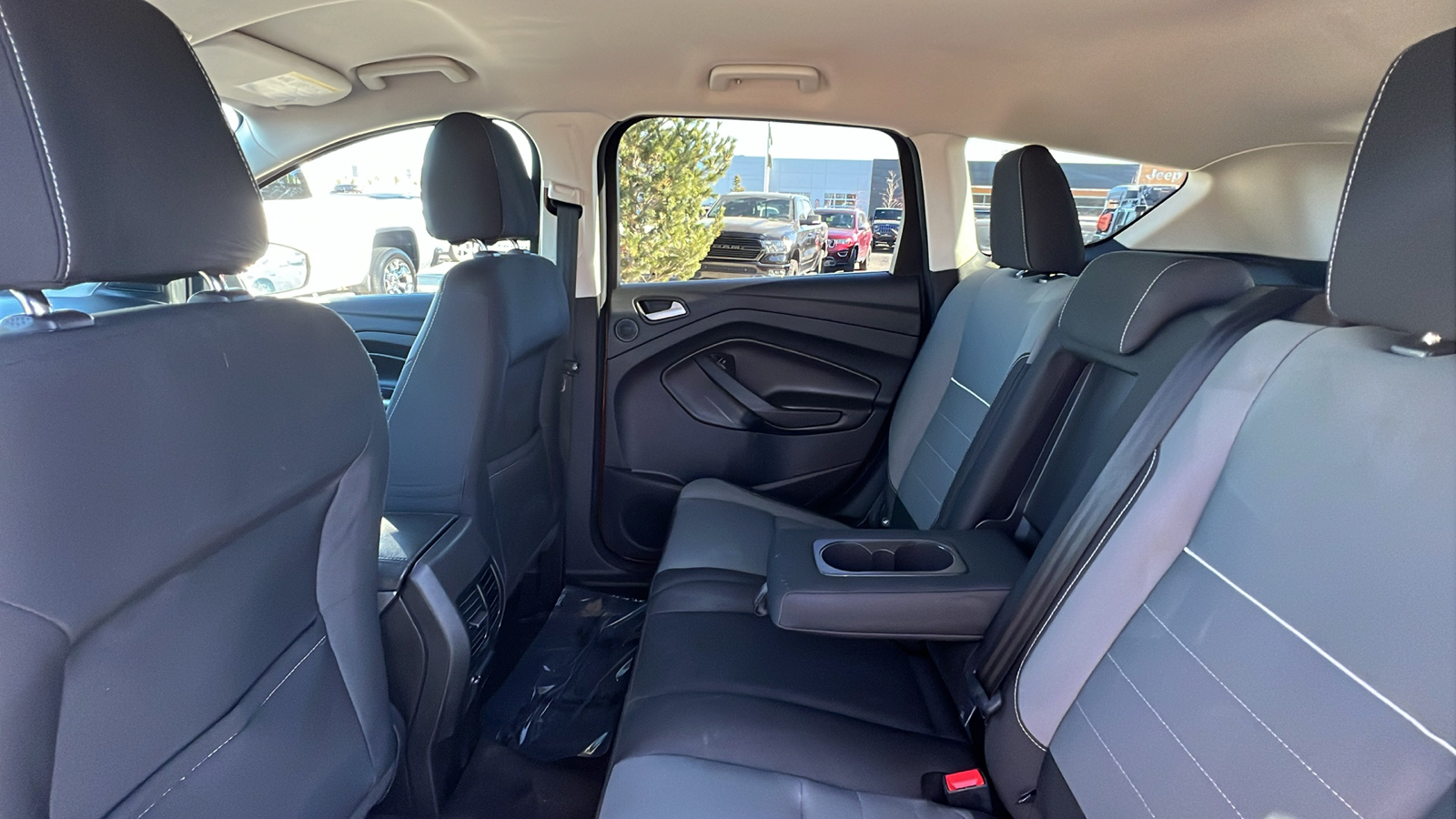 2015 Ford Escape SE 13