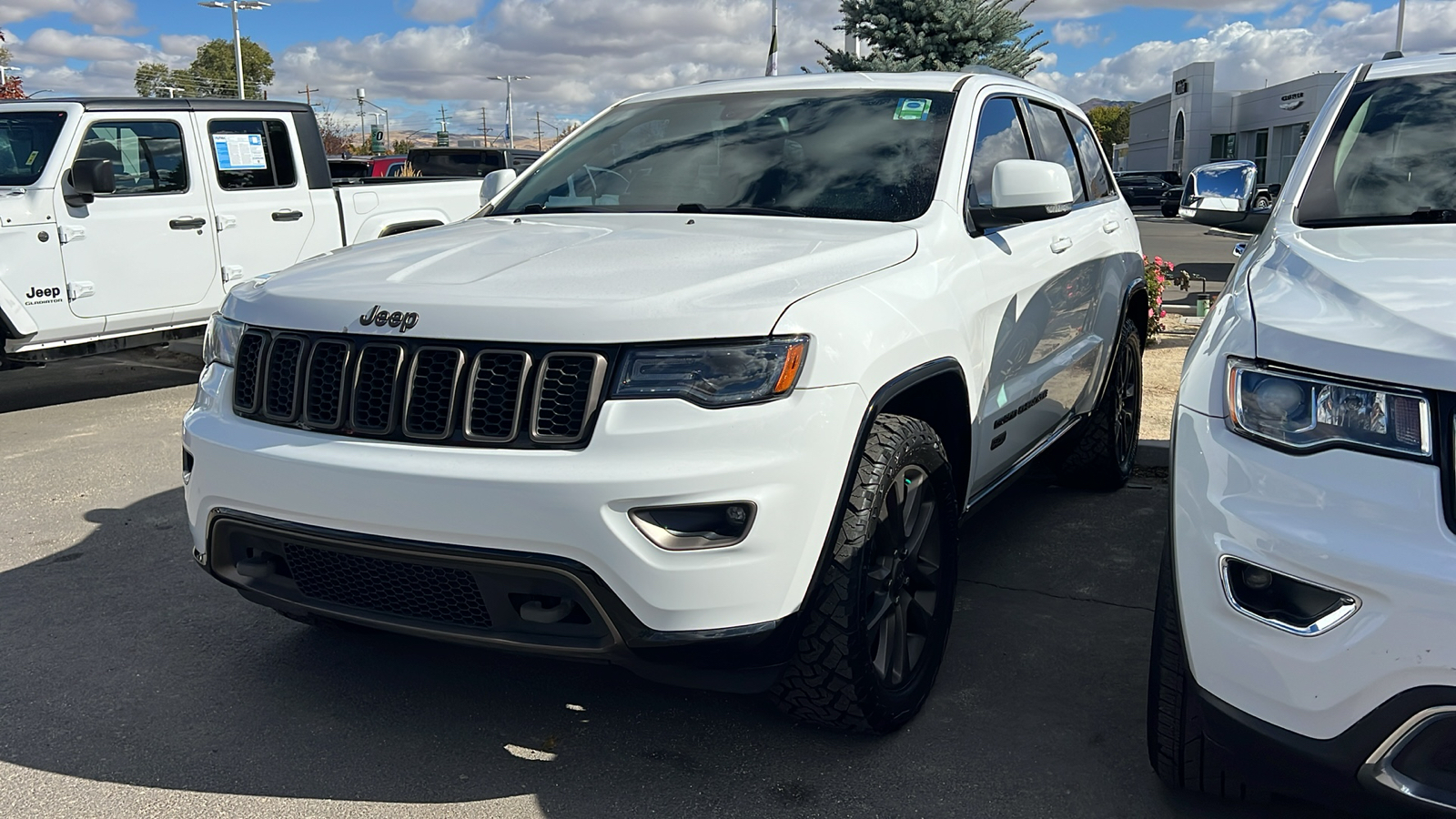 2016 Jeep Grand Cherokee Limited 3