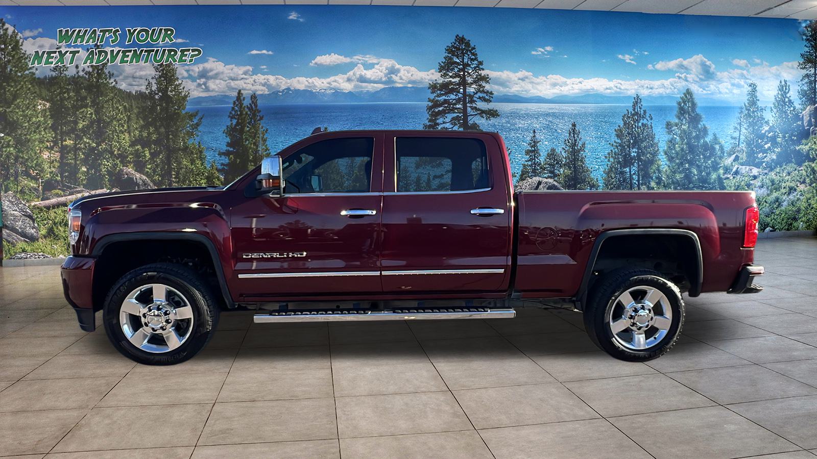 2016 GMC Sierra 2500HD Denali 4WD Crew Cab 153.7 3