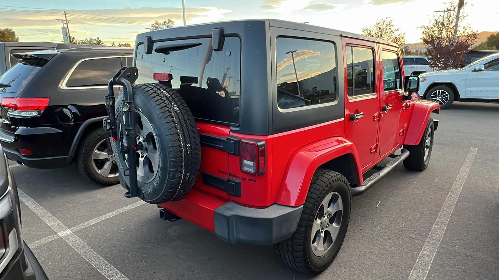 2016 Jeep Wrangler Unlimited Sahara 8