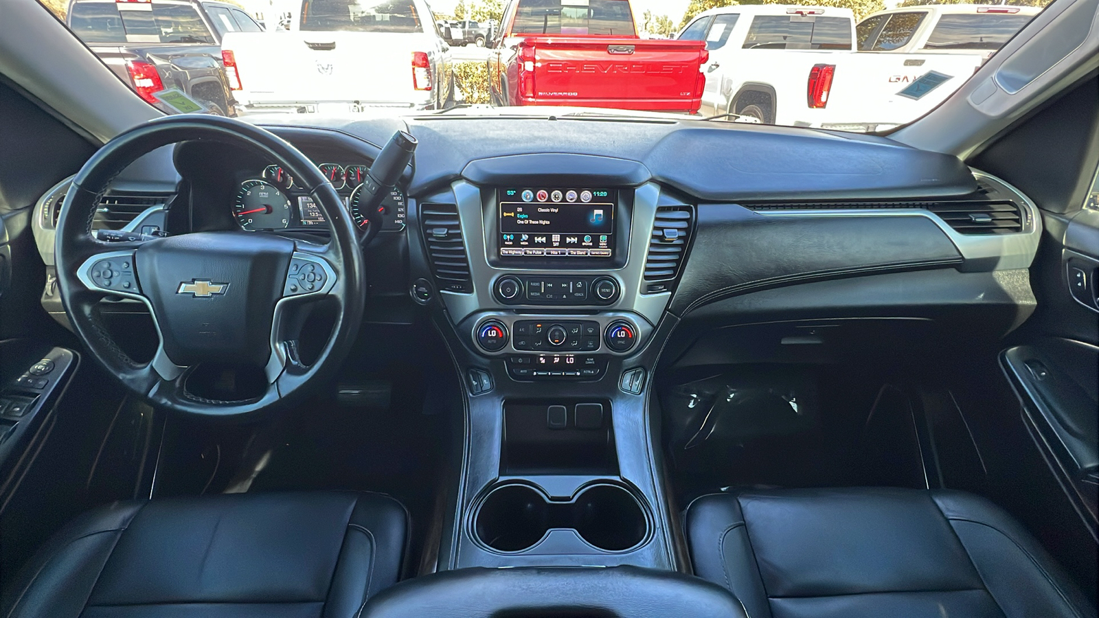 2016 Chevrolet Suburban LT 10