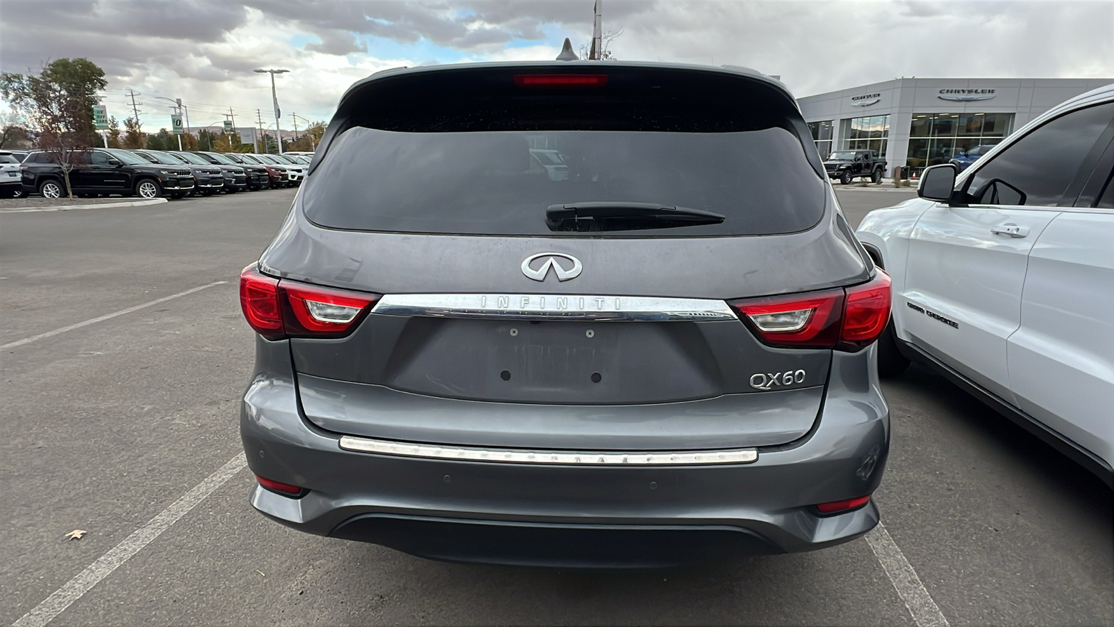 2017 INFINITI QX60  4