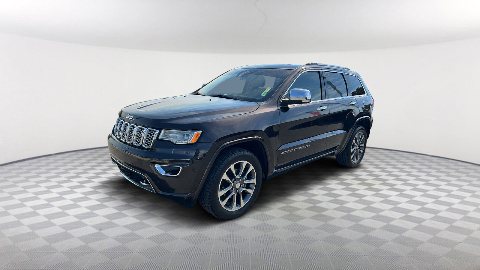 2017 Jeep Grand Cherokee Overland 1