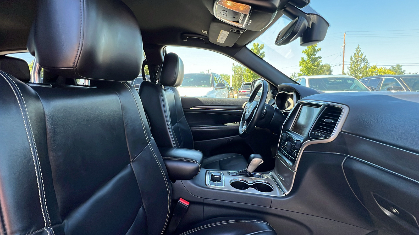 2017 Jeep Grand Cherokee Limited 14