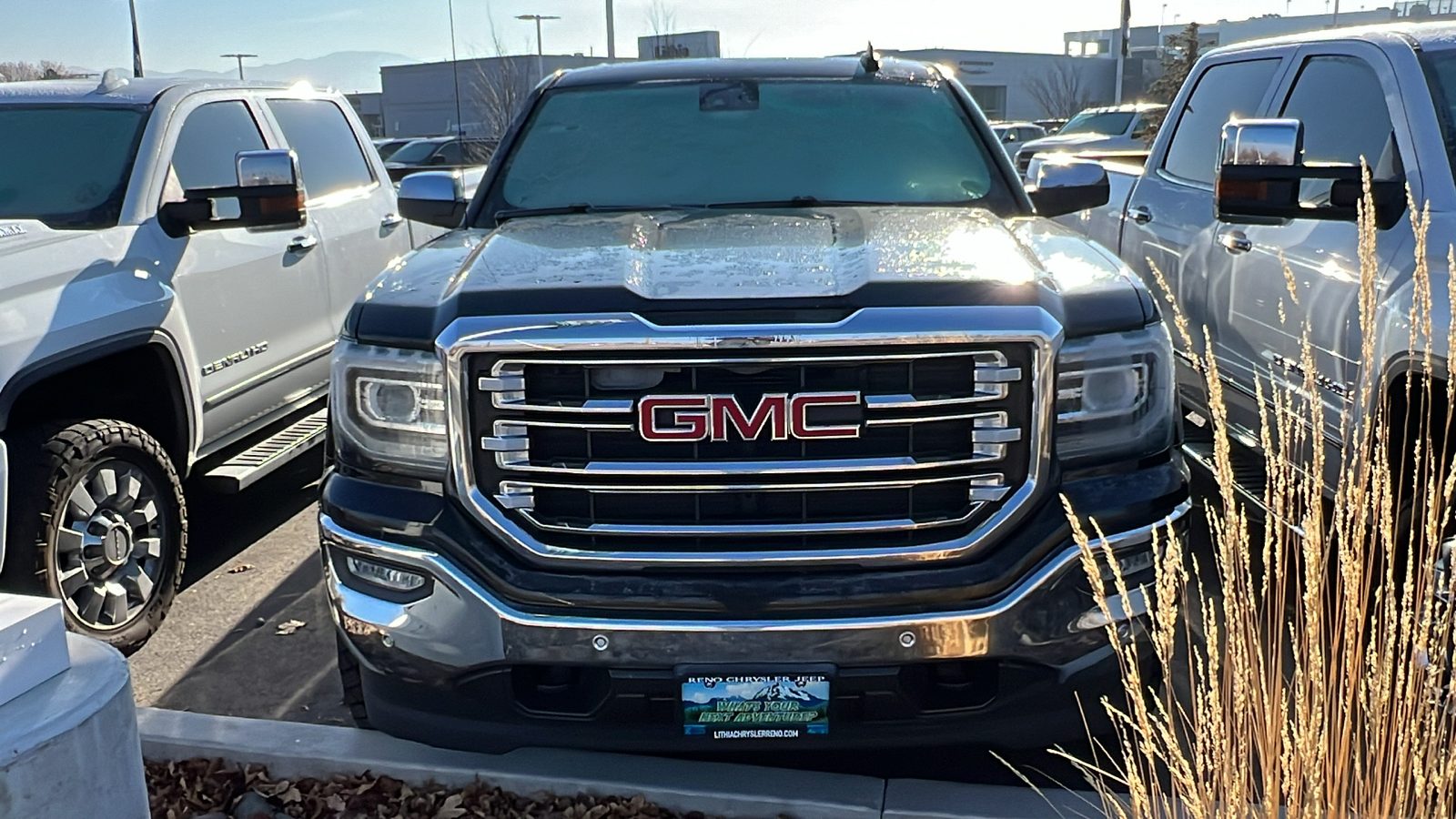 2017 GMC Sierra 1500 SLT 2