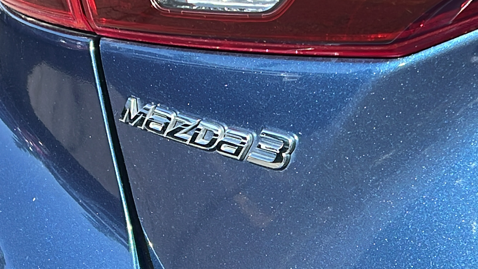 2017 Mazda Mazda3 4-Door Sport 7