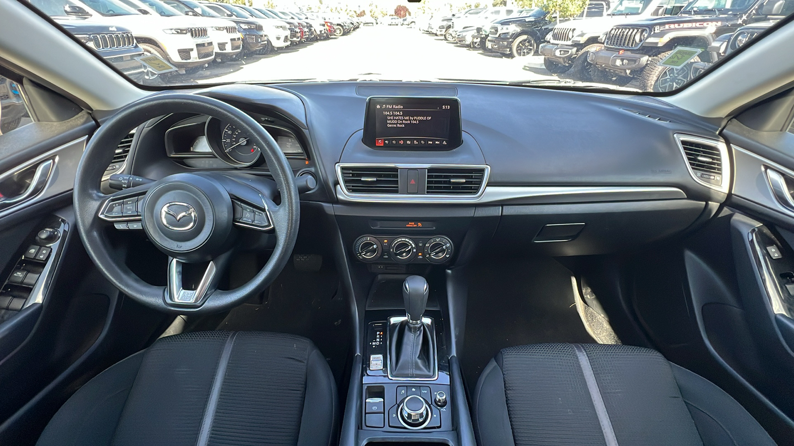 2017 Mazda Mazda3 4-Door Sport 10