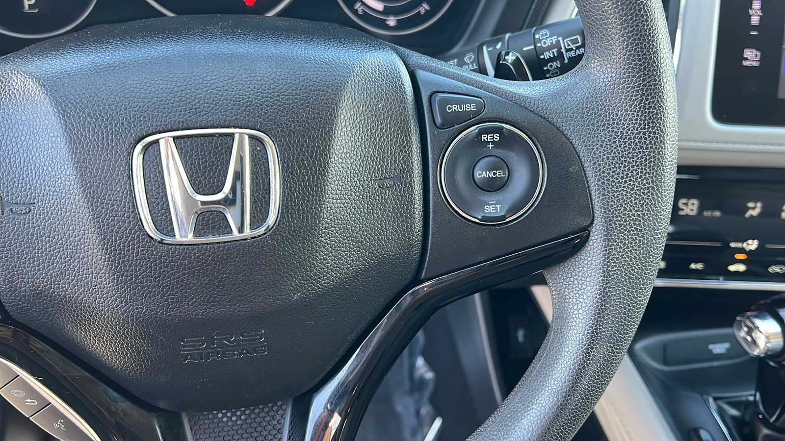 2017 Honda HR-V EX 28