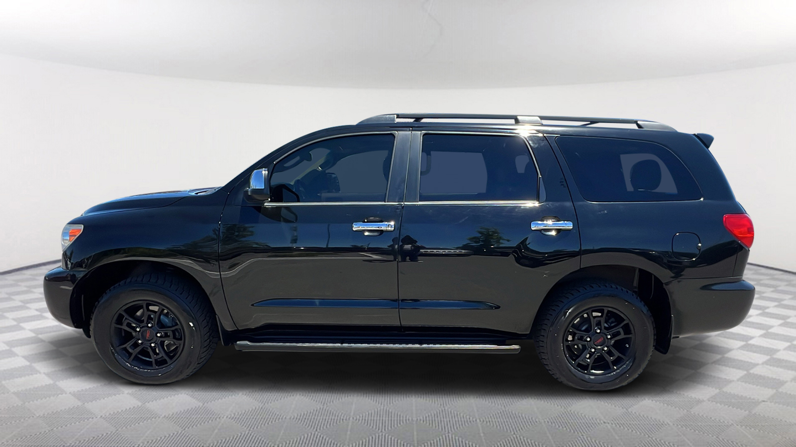 2017 Toyota Sequoia Limited 3