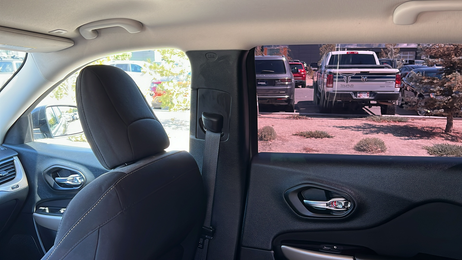 2018 Jeep Cherokee Latitude 33