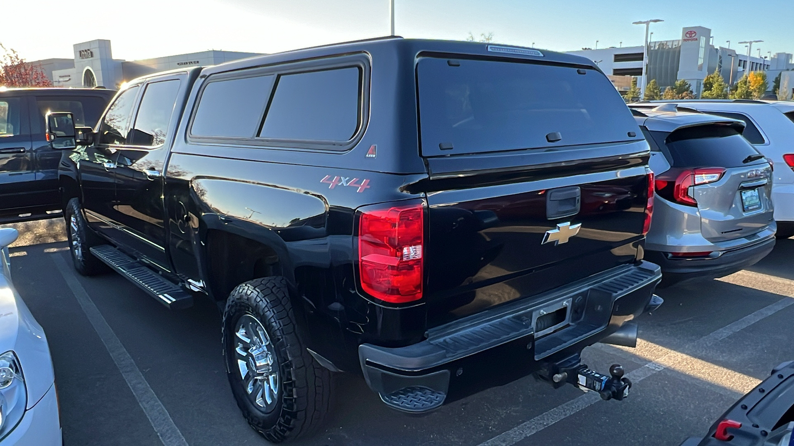 2018 Chevrolet Silverado 3500HD High Country 4WD Crew Cab 153.7 6