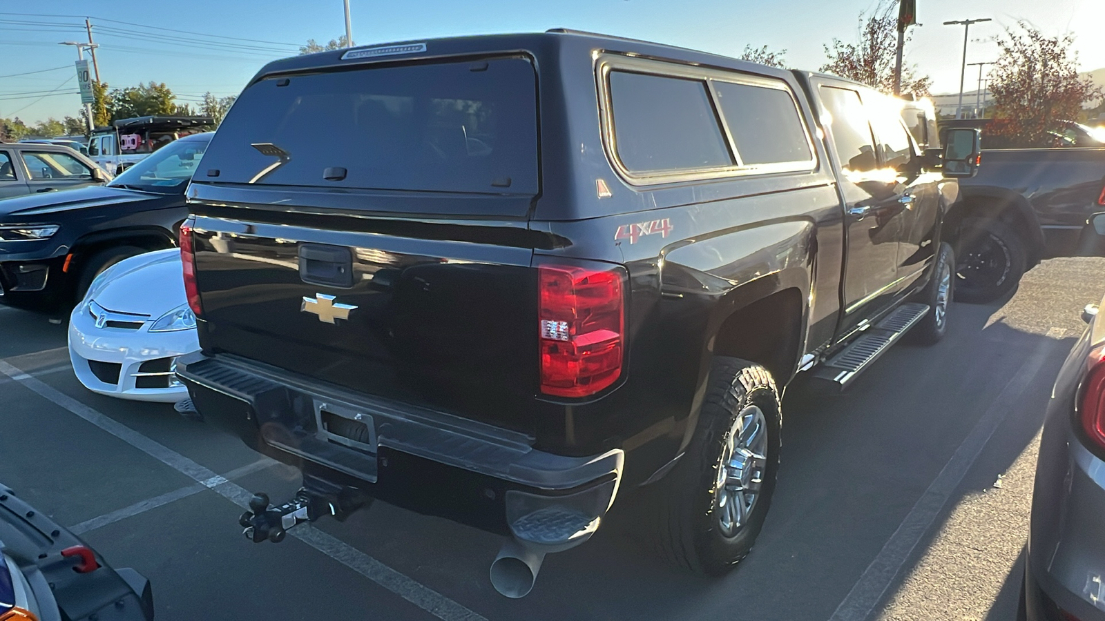 2018 Chevrolet Silverado 3500HD High Country 4WD Crew Cab 153.7 7