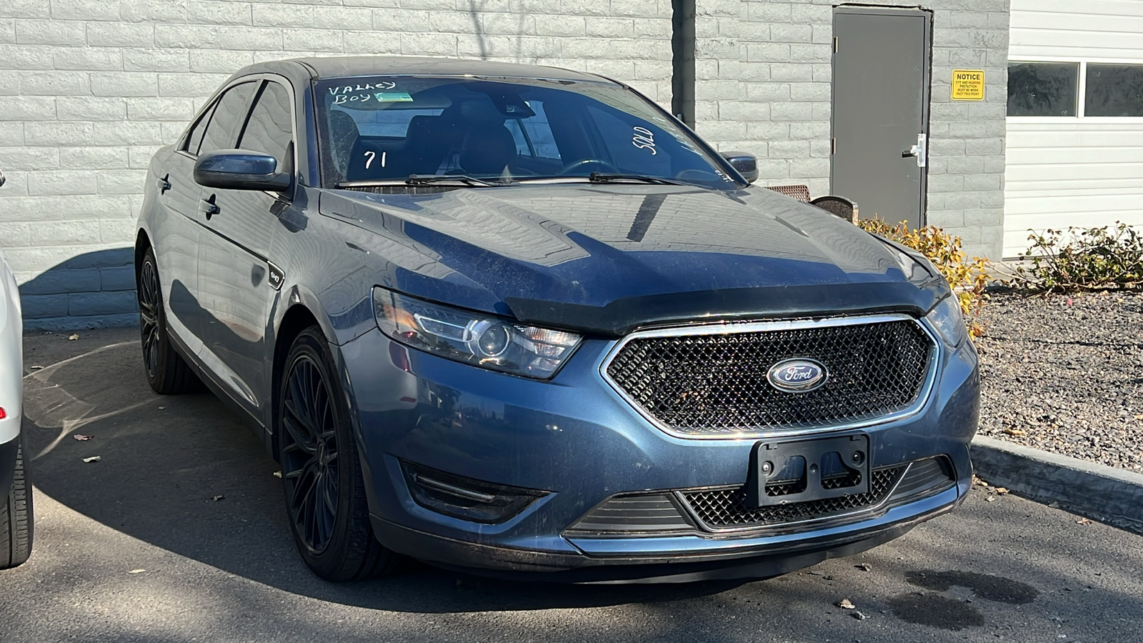 2018 Ford Taurus SHO 3