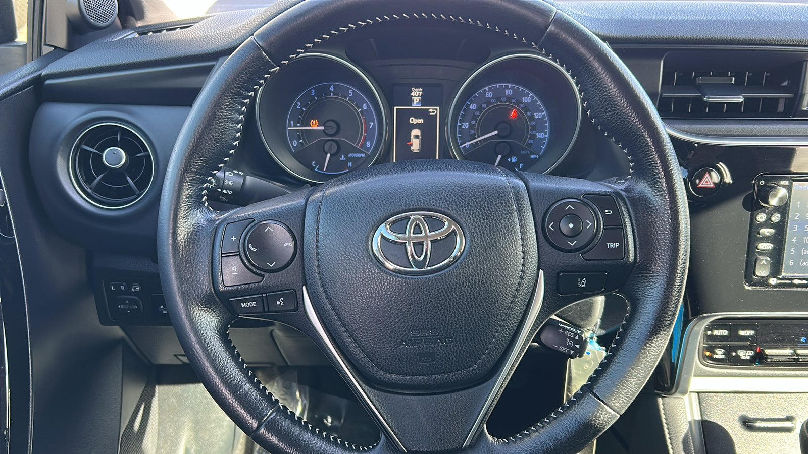 2018 Toyota Corolla iM  15